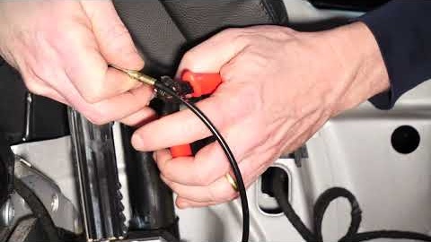 How to Replace the Lock Pawl Cylinder using Direct Coupler™ Fittings - R230 SL-Class