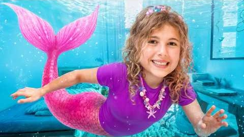 I Was a Secret Mermaid for a Whole Day and Nobody Noticed