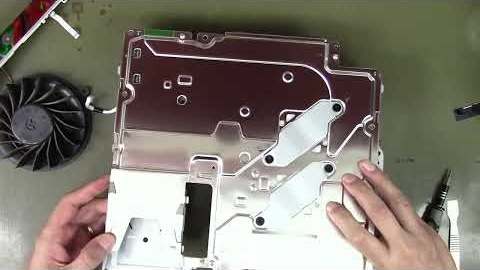 Como trocar a bateria do PS3 e corrigir o erro da data e hora